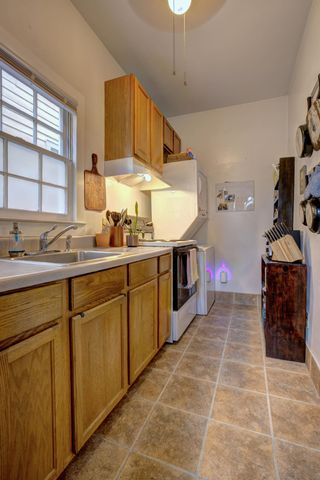 6 Ashe Street, Charleston, SC 29403