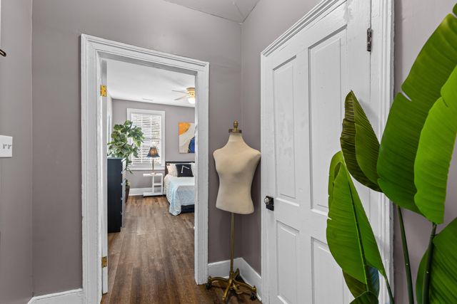 6 Ashe Street, Charleston, SC 29403