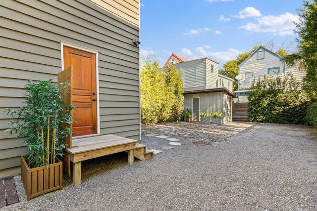 6 Ashe Street, Charleston, SC 29403