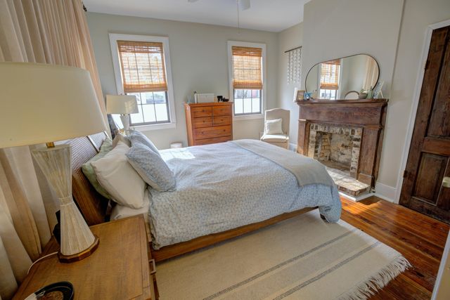 6 Ashe Street, Charleston, SC 29403