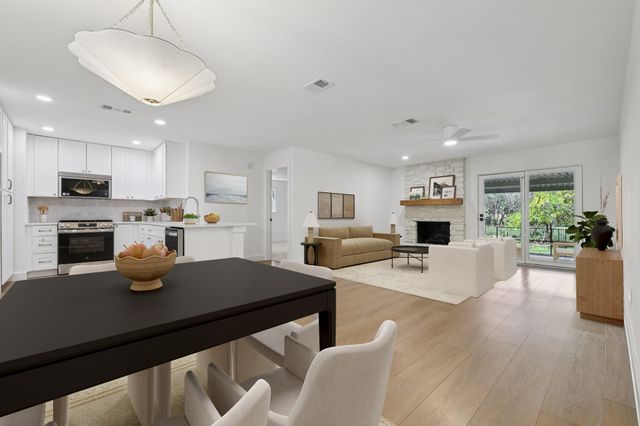 8214 Kearsarge DR, Austin, TX 78745