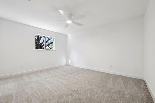 8214 Kearsarge DR, Austin, TX 78745