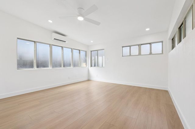 8214 Kearsarge DR, Austin, TX 78745