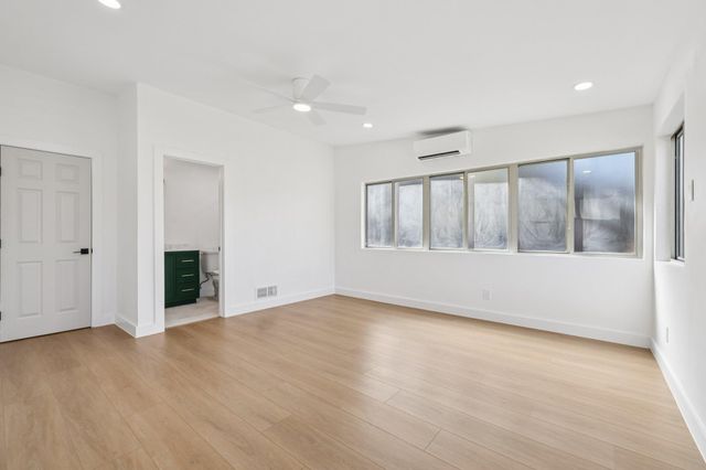 8214 Kearsarge DR, Austin, TX 78745