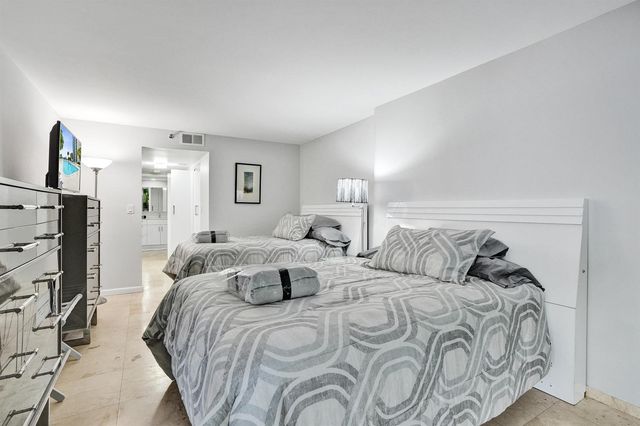 1717 N Bayshore Drive a1041, Miami, FL 33132