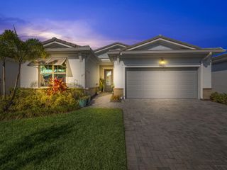 9817 SW Isabelline Drive, Port St Lucie, FL 34987