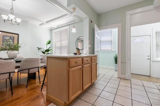 4146 Shaw Boulevard, St Louis, MO 63110
