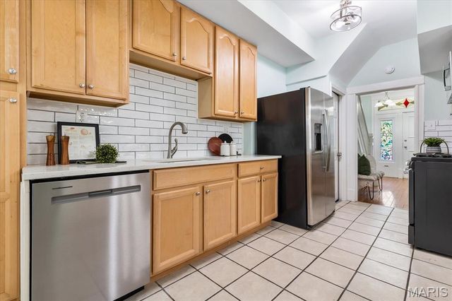 4146 Shaw Boulevard, St Louis, MO 63110