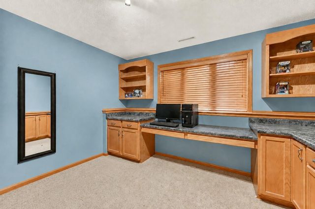 3931 Birmingham Lane NW, Rochester, MN 55901