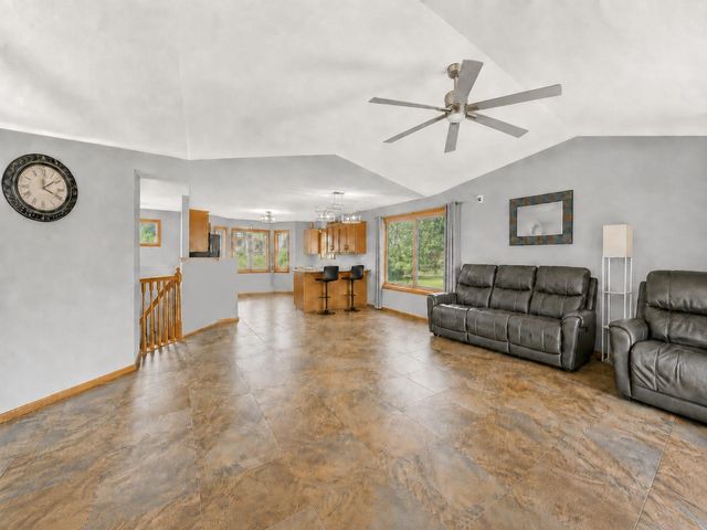 3931 Birmingham Lane NW, Rochester, MN 55901