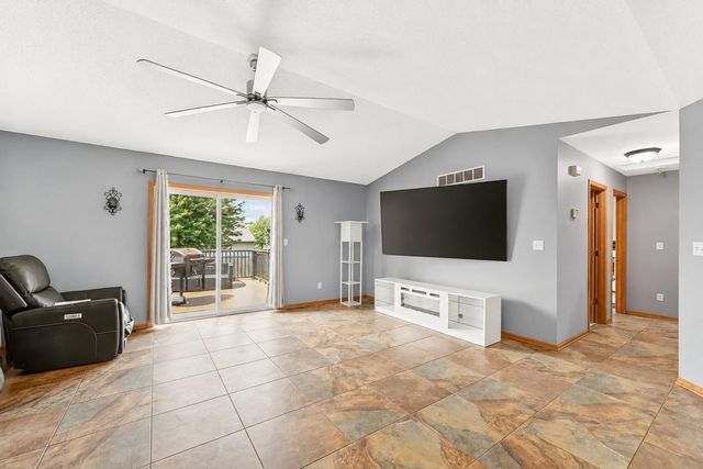 3931 Birmingham Lane NW, Rochester, MN 55901