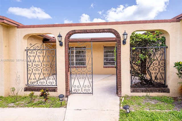 8721 NW 18th Street, Pembroke Pines, FL 33024