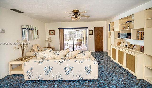 8721 NW 18th Street, Pembroke Pines, FL 33024