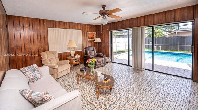 8721 NW 18th Street, Pembroke Pines, FL 33024