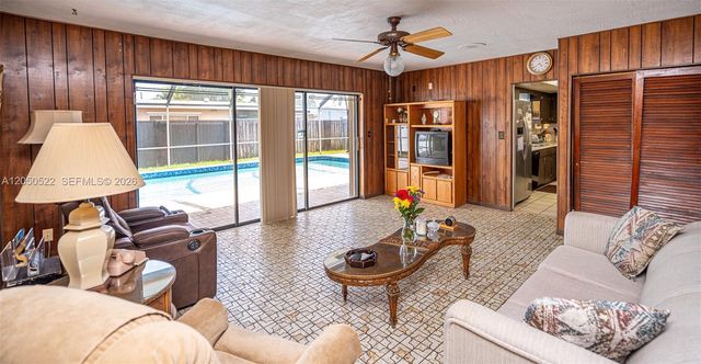 8721 NW 18th Street, Pembroke Pines, FL 33024