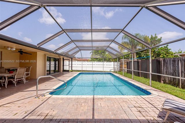 8721 NW 18th Street, Pembroke Pines, FL 33024