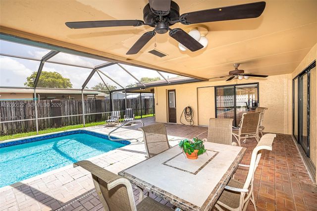 8721 NW 18th Street, Pembroke Pines, FL 33024