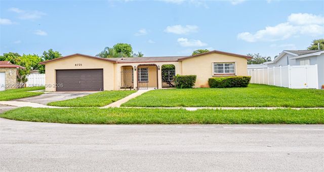 8721 NW 18th Street, Pembroke Pines, FL 33024