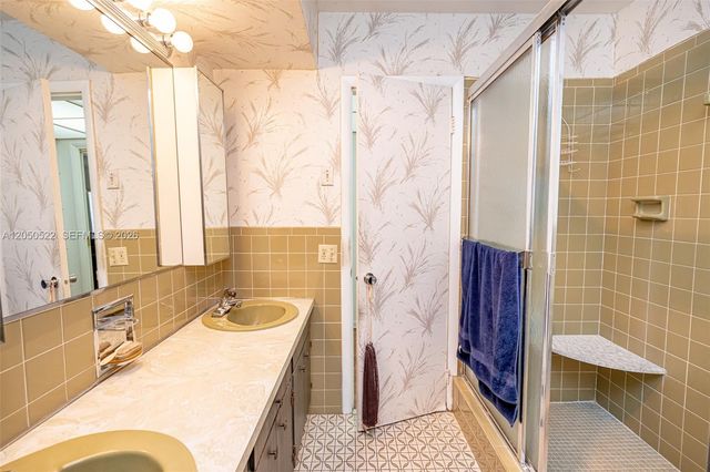 8721 NW 18th Street, Pembroke Pines, FL 33024