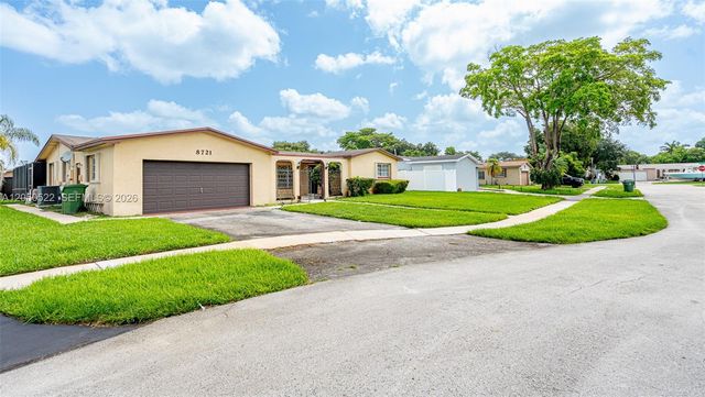 8721 NW 18th Street, Pembroke Pines, FL 33024