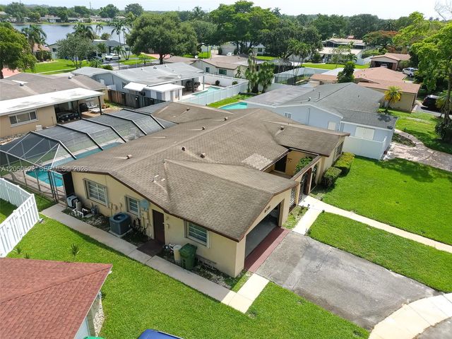 8721 NW 18th Street, Pembroke Pines, FL 33024