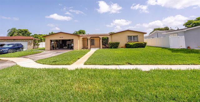 8721 NW 18th Street, Pembroke Pines, FL 33024