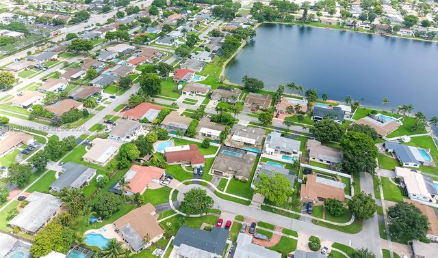 8721 NW 18th Street, Pembroke Pines, FL 33024