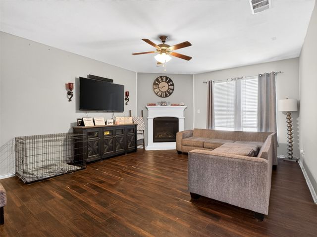 2113 Lake Hawthorne Trail, Little Elm, TX 75068