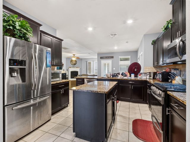 2113 Lake Hawthorne Trail, Little Elm, TX 75068