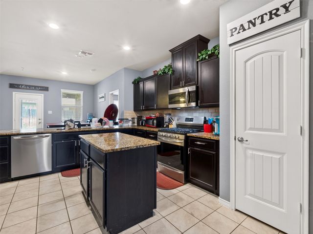 2113 Lake Hawthorne Trail, Little Elm, TX 75068