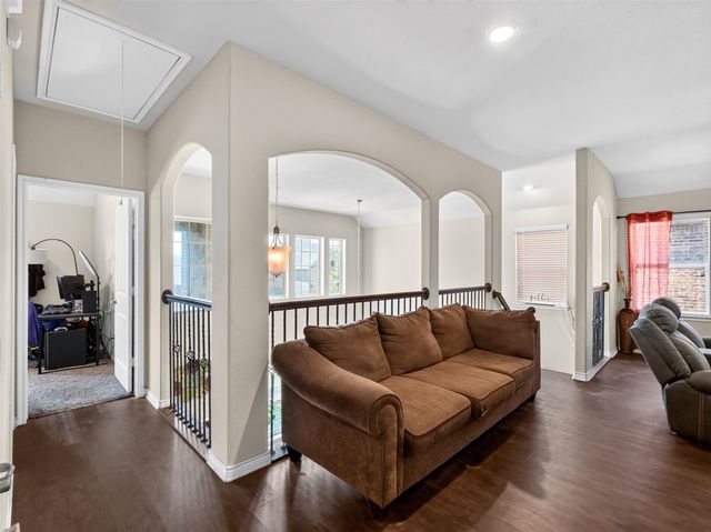 2113 Lake Hawthorne Trail, Little Elm, TX 75068