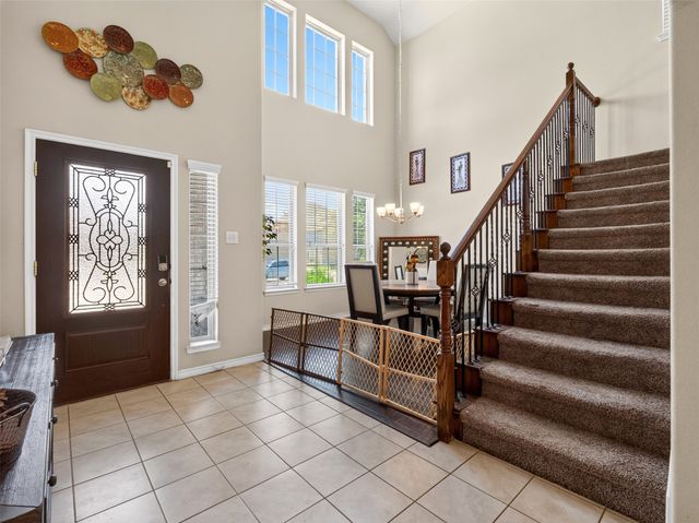 2113 Lake Hawthorne Trail, Little Elm, TX 75068