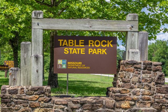 295 Rocky Shores Ridge, Hollister, MO 65672