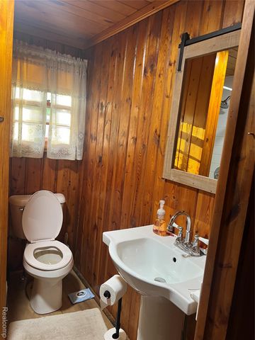 1743 Kendall Street, Grant Township, MI 48748