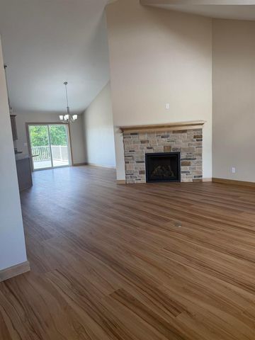 3062 STONE FENCE PLACE, Green Bay, WI 54311