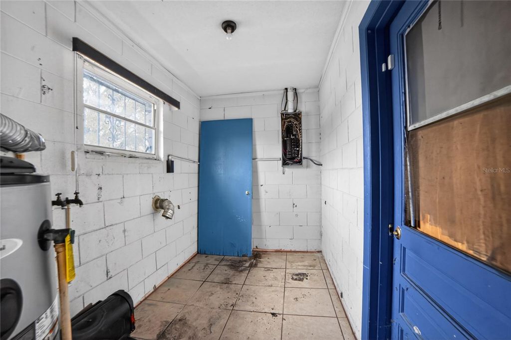 Image 17 of property listing at 2952 MORRIS DRIVE, Bartow, FL 33830