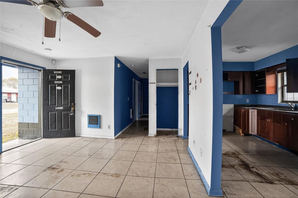 Image 18 of property listing at 2952 MORRIS DRIVE, Bartow, FL 33830