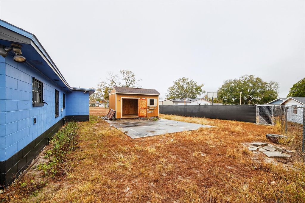 Image 33 of property listing at 2952 MORRIS DRIVE, Bartow, FL 33830