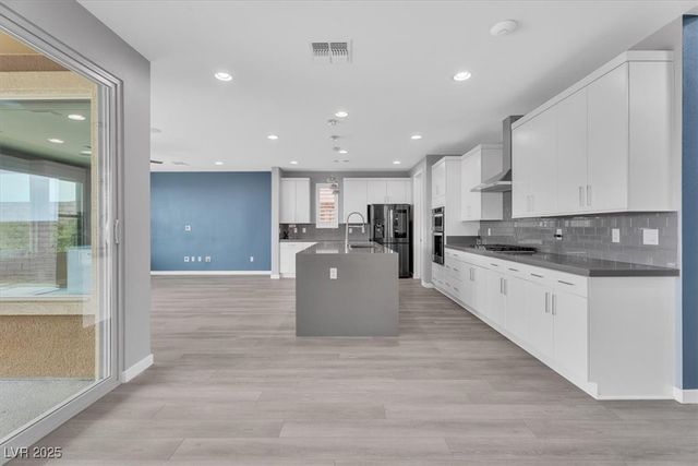 2604 Evolutionary Lane, Las Vegas, NV 89138