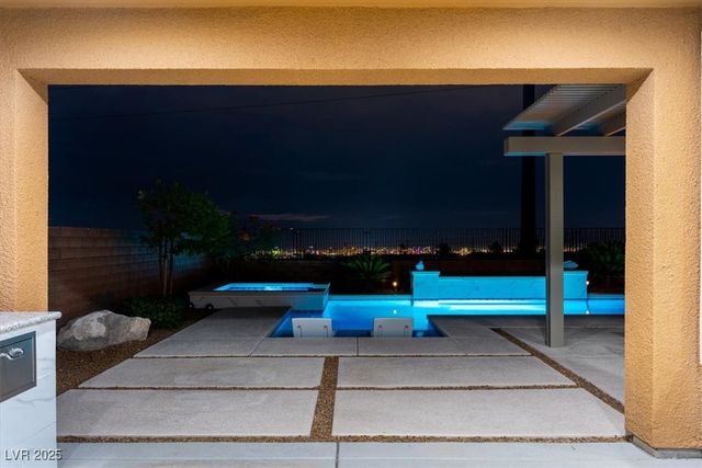 2604 Evolutionary Lane, Las Vegas, NV 89138