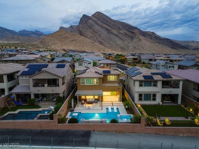 2604 Evolutionary Lane, Las Vegas, NV 89138