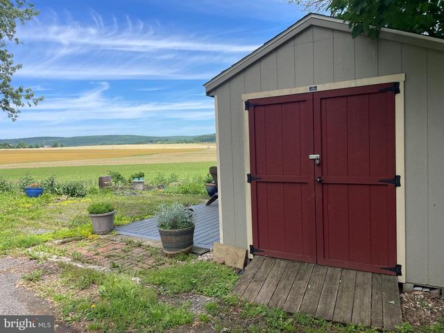 2014 LITTLE CONESTOGA RD, Elverson, PA 19520