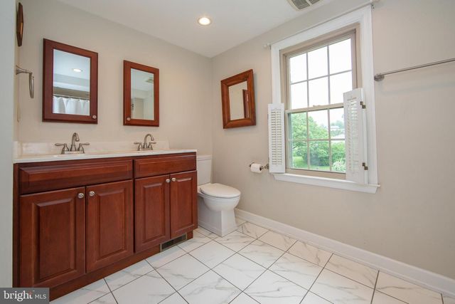 2014 LITTLE CONESTOGA RD, Elverson, PA 19520