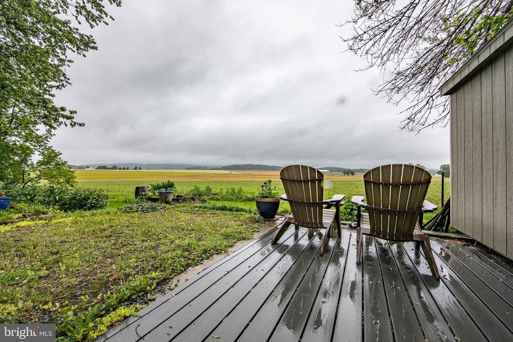 2014 LITTLE CONESTOGA RD, Elverson, PA 19520