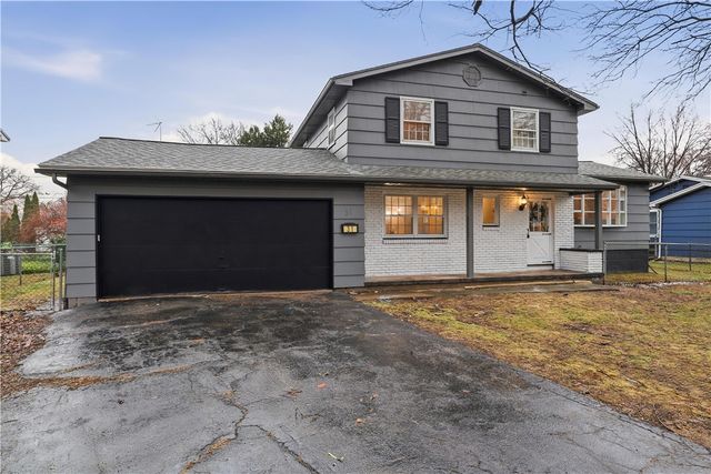 31 Erath Drive, Greece, NY 14626