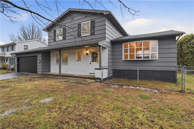 31 Erath Drive, Greece, NY 14626
