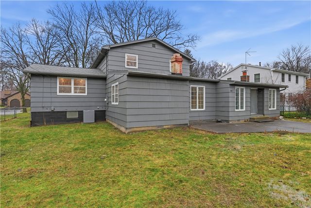 31 Erath Drive, Greece, NY 14626