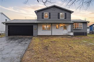 31 Erath Drive, Greece, NY 14626