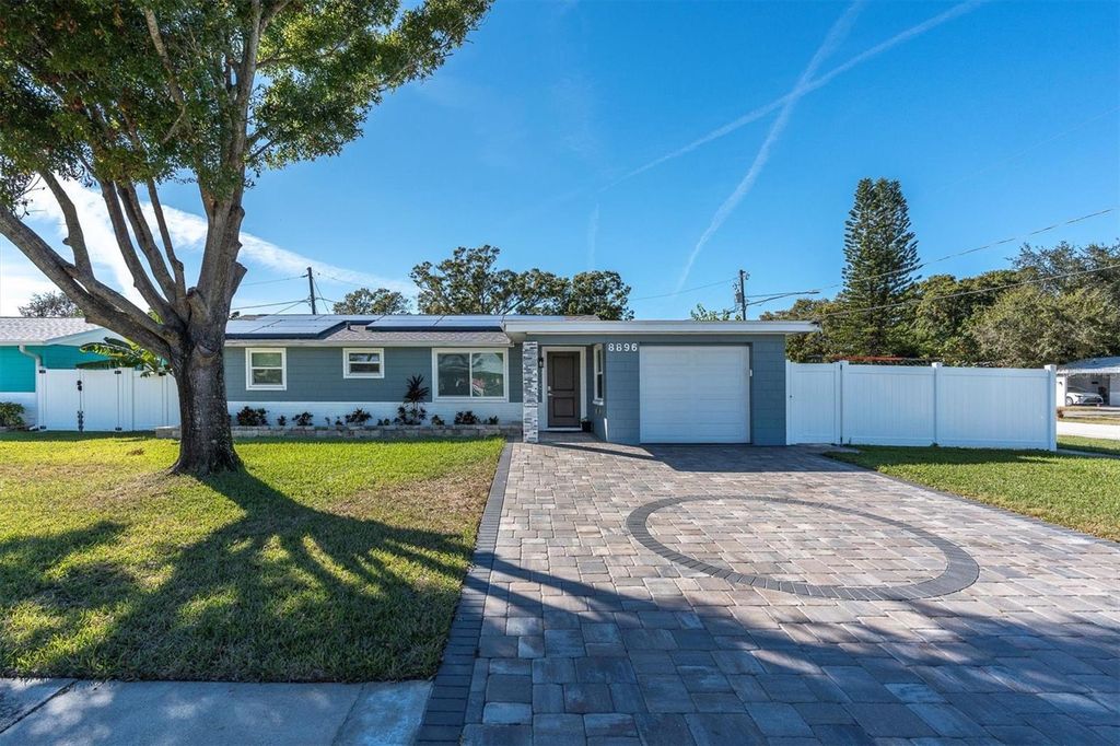 8896 55TH STREET N, Pinellas Park, FL 33782