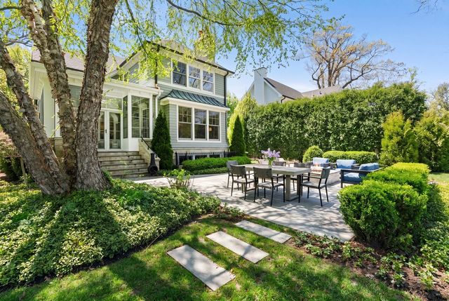 804 Greenwood Avenue, Wilmette, IL 60091
